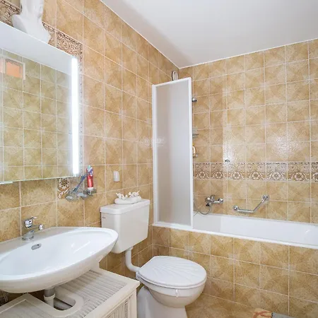 Charming In A Beautiful Environment 366000 Crans-Montana